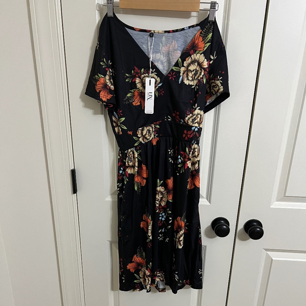 ULTRANICE Fall Casual Short Sleeve V Neck Swing Midi Dress with Pockets - Small